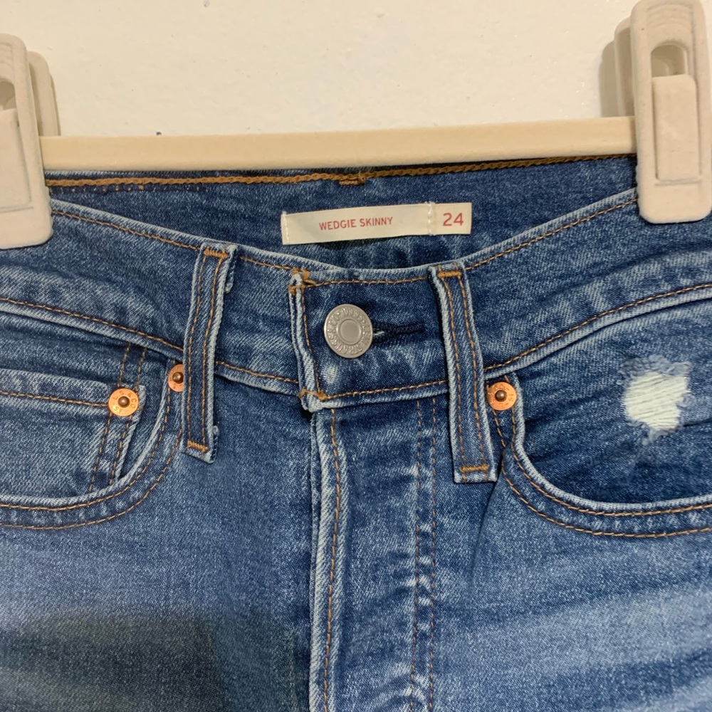 Wedgie skinny jeans